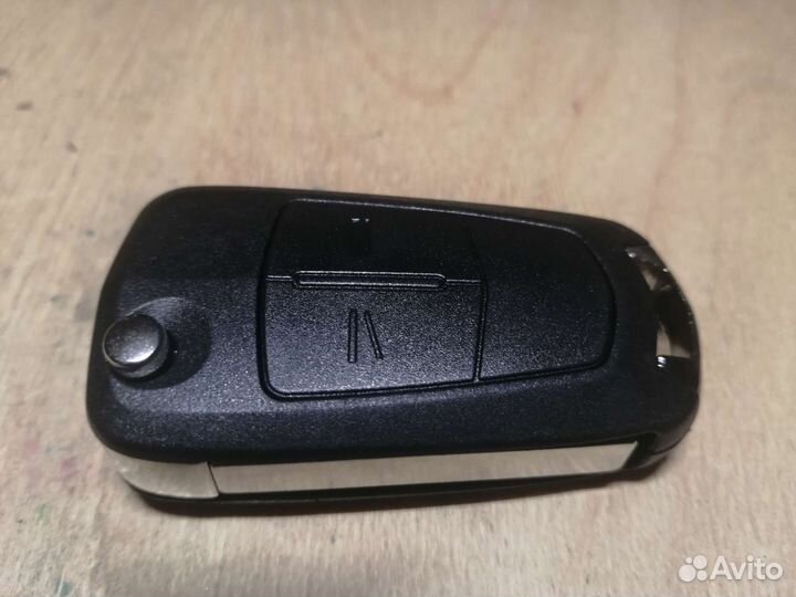 13.188.285 Опель Корса Д выкидной чип ключ