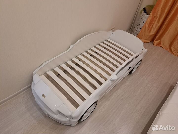 Кровать машина 