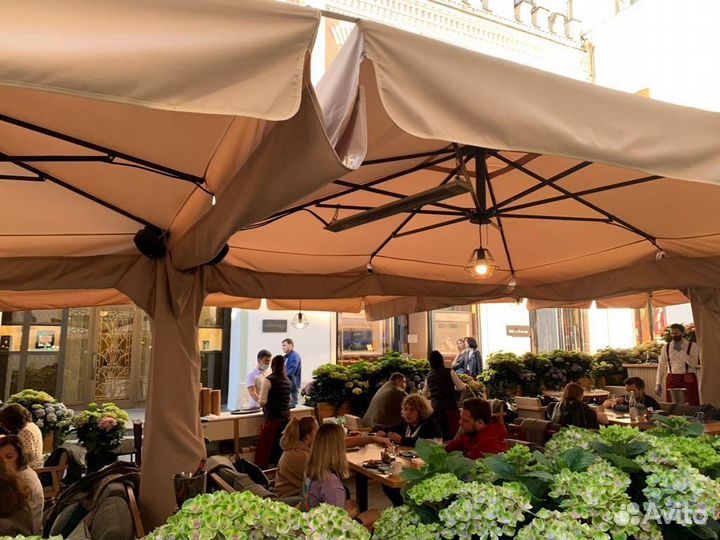 Уличный зонт для кафе