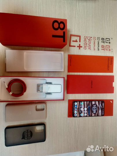 Oneplus 8t (Lunar Silver)