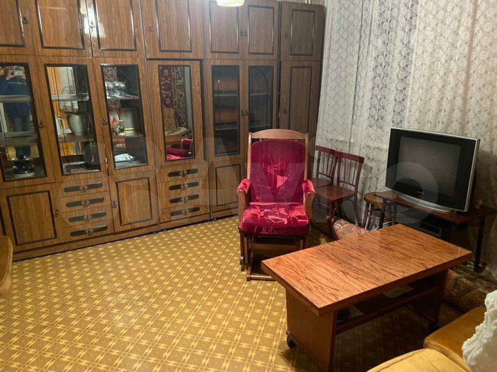 3-к. квартира, 72 м², 2/4 эт.
