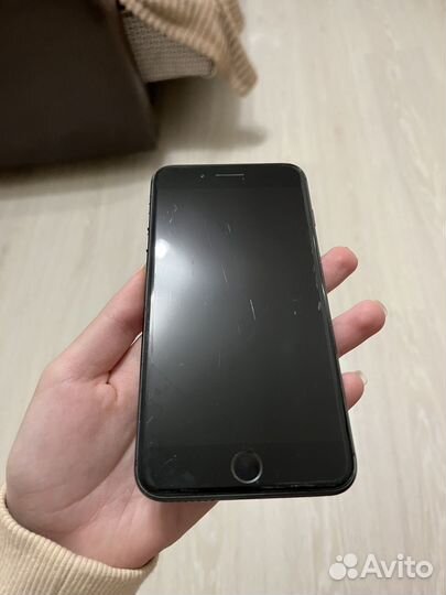 iPhone 8 Plus, 128 ГБ