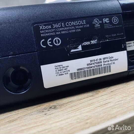 Игровая приставка Microsoft Xbox 360E