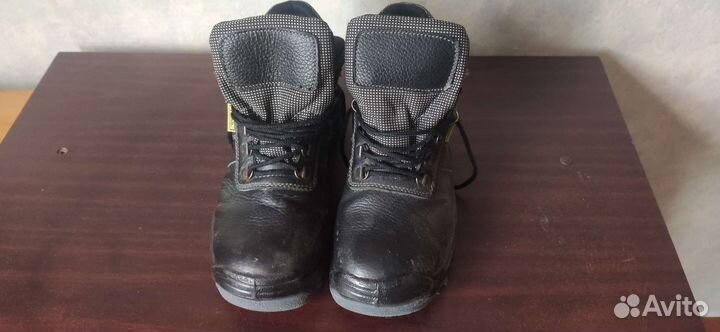 Рабочие ботинки