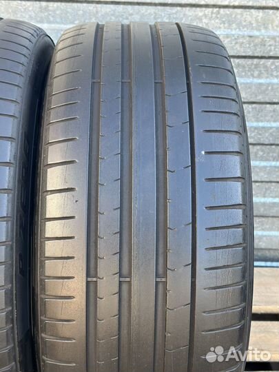 Pirelli P Zero PZ4 255/35 R20 97W