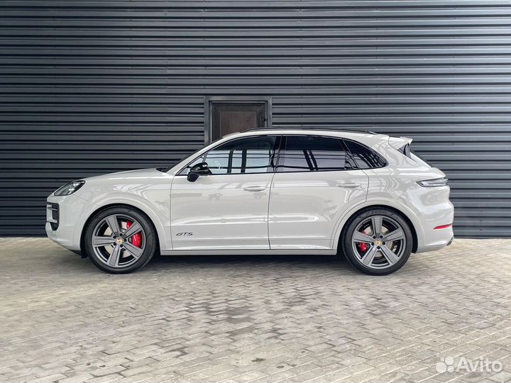 Porsche Cayenne Coupe 4.0 AT, 2024