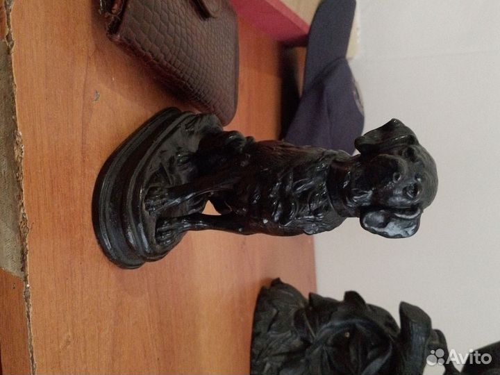 Касли собака статуэтка