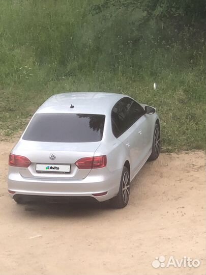Volkswagen Jetta 1.6 AT, 2012, 180 000 км