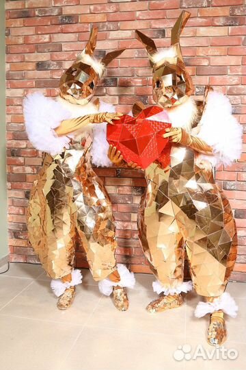 Зеркальные зайцы