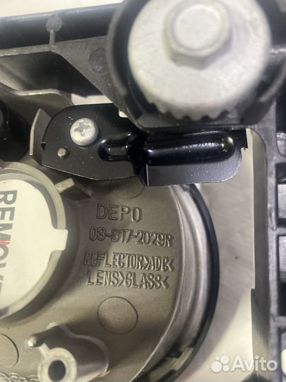 2172042RUE Противотуманный фонарь правый honda acc