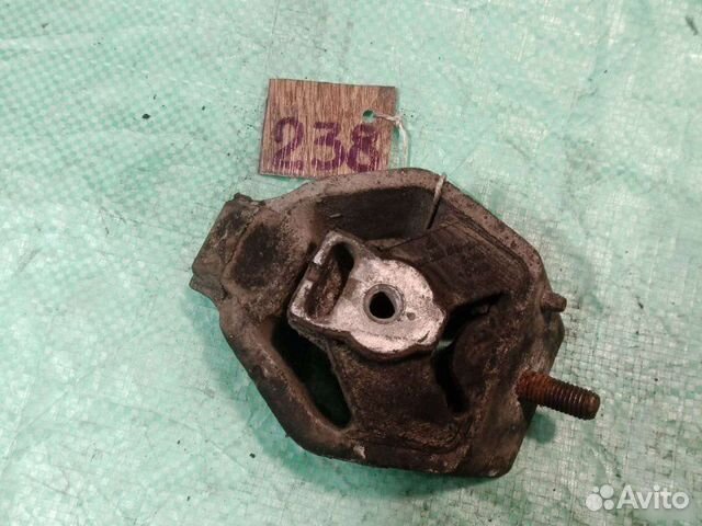 Подушка МКПП Audi А6 С4