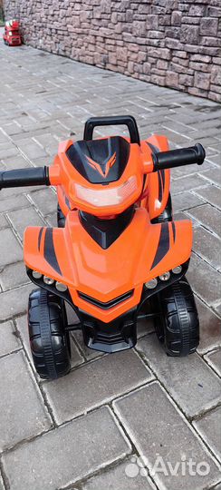 Машинка Каталка