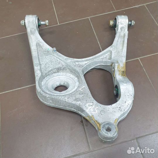 W166 Mercedes GLS рычаг поперечный задний левый GL