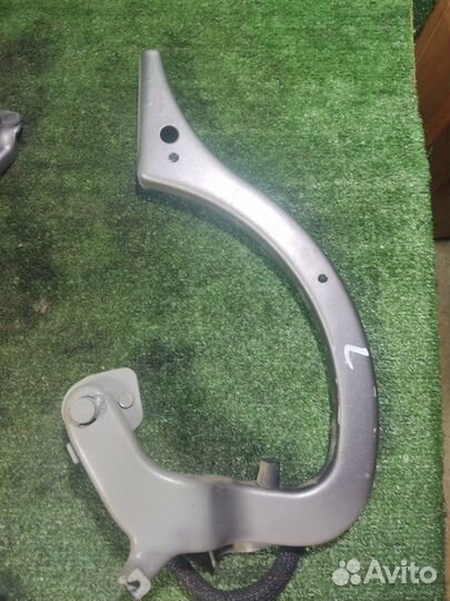 Петля крышки багажника левая Renault Symbol 2