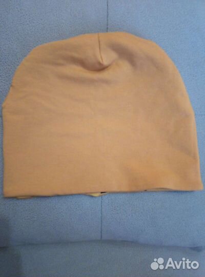 Шапка весна/осень новая