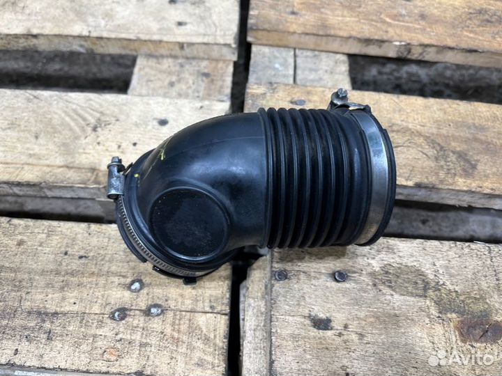 Патрубок впускной системы Bmw 1 E87 N46B20 2004