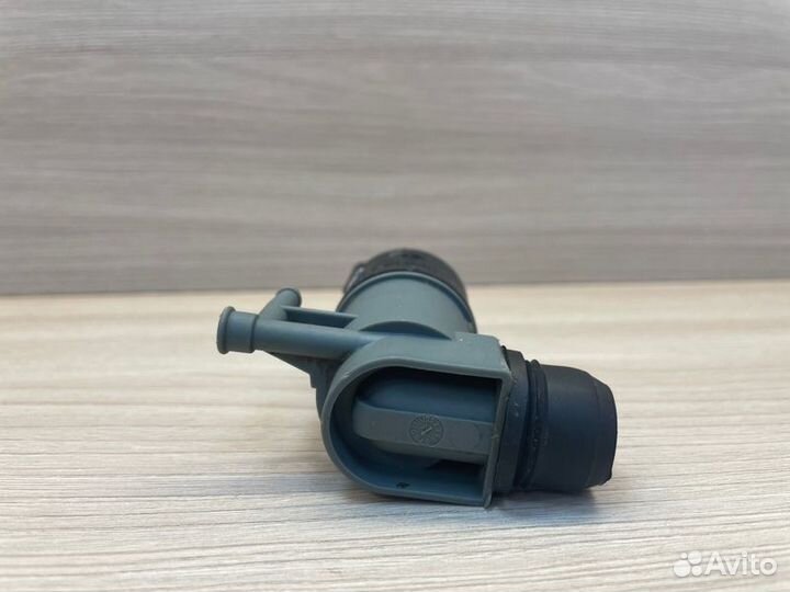 Насос стеклоомывателя Renault Logan