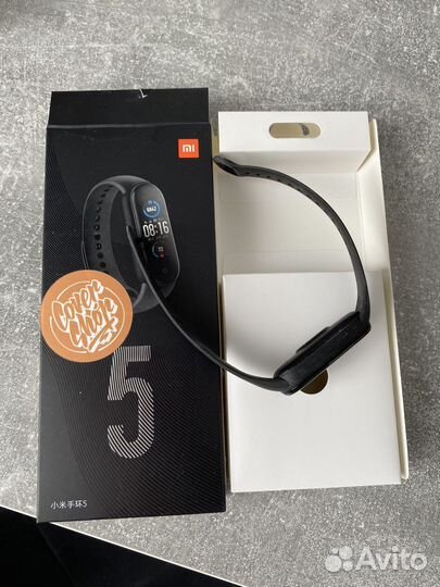 Часы xiaomi mi band 5