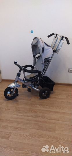 Трехколесный велосипед с ручкой lexus trike