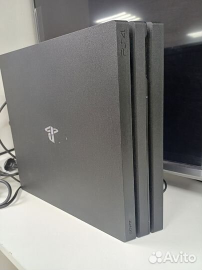 Sony playstation 4 pro 1tb 3 rev + игры