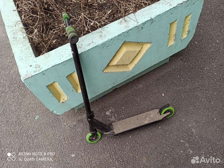 Трюковой самокат