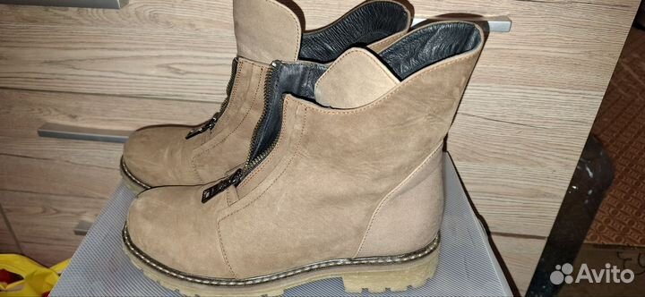 Ботинки осенние