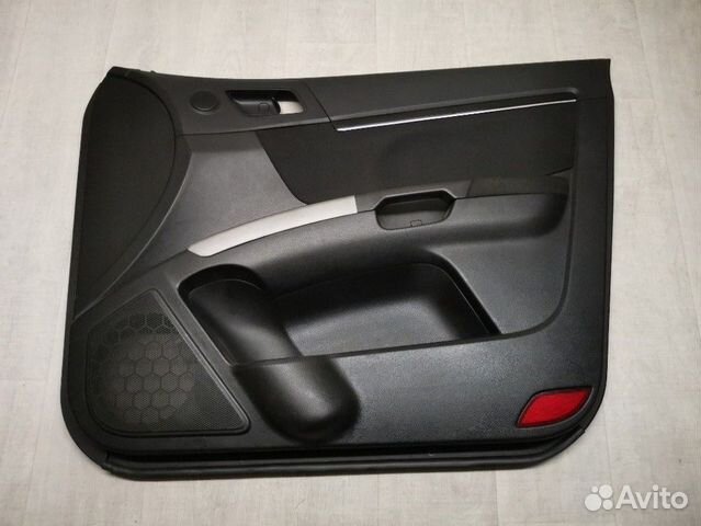 Обшивка двери передняя правая Geely Emgrand Ec7