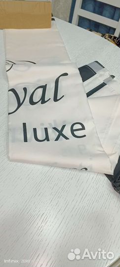 Шторка для ванной с шелком