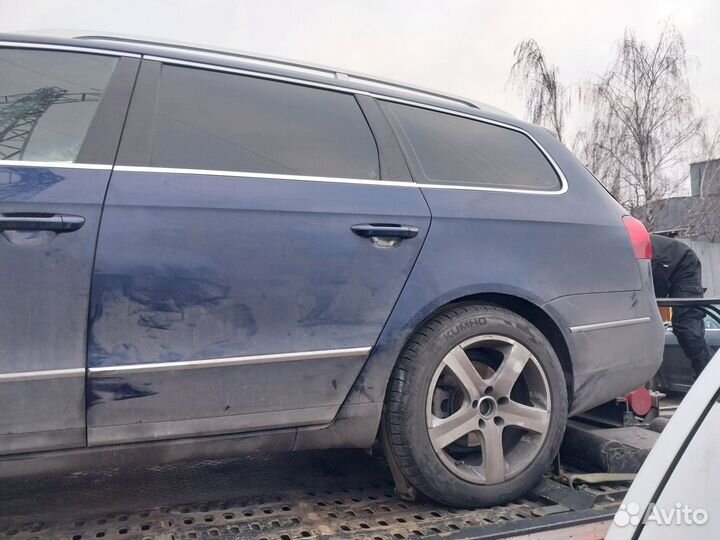 Заехал на разбор универсал В6, 2008год