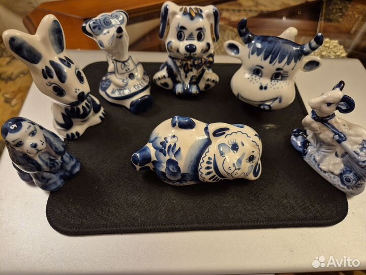 Фигурки животных гжель
