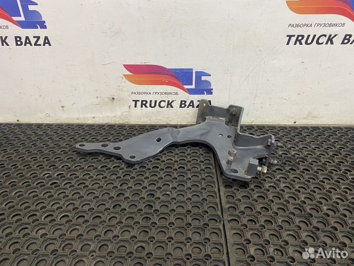 Кронштейн бампера левый Scania 5-series