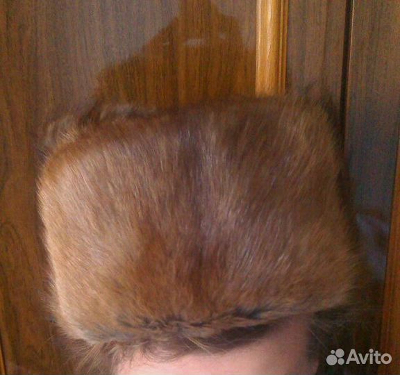 Шапки норковая и ондатровая