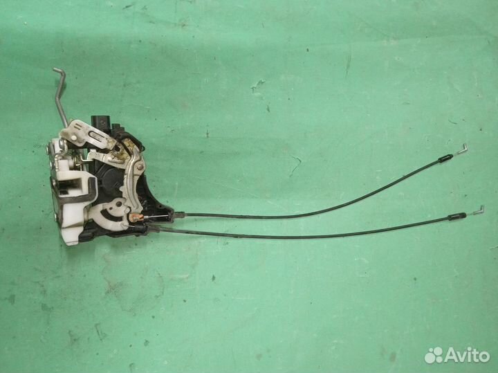 Mitsubishi Lancer (CY) X замок двери задней правой