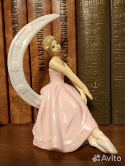 Фарфоровые статуэтки