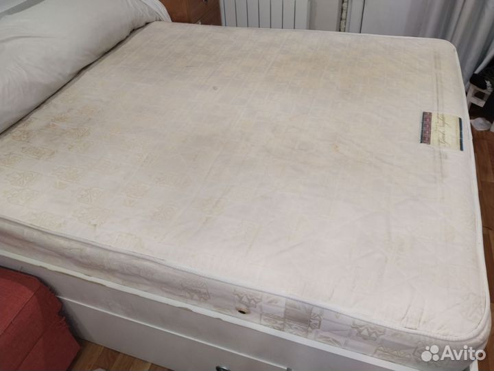 Кровать с матрасом 160 200 бу