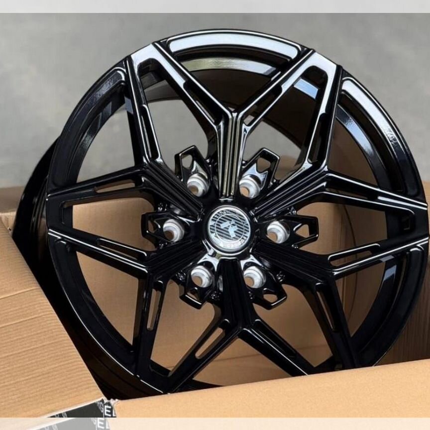 Литые диски Flow Form 9×R20 6×139.7