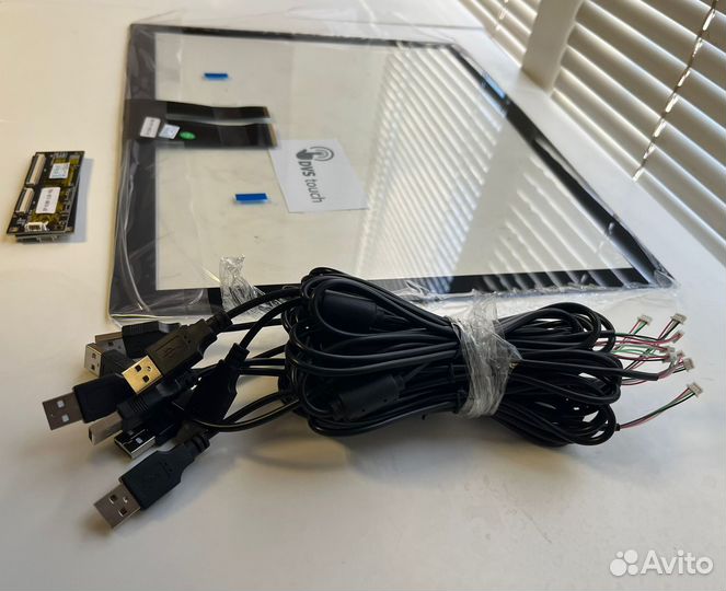 Сенсорное стекло емкостное