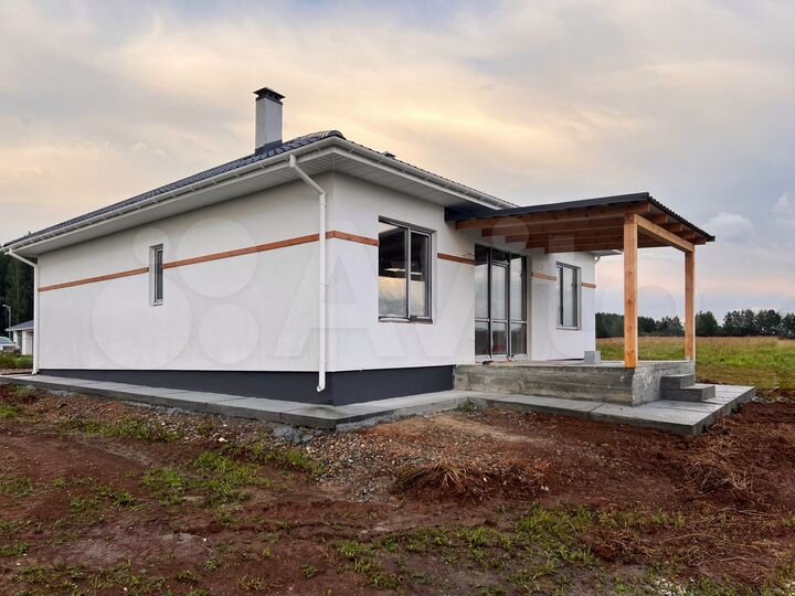 Дом 112 м² на участке 6,5 сот.