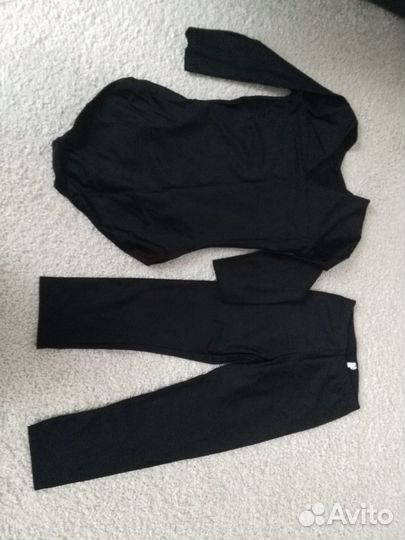 Продам купальник и лосины укороченные