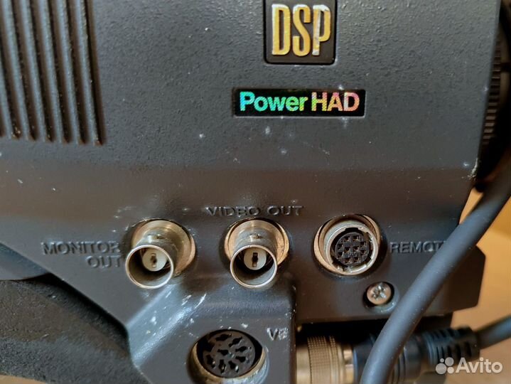 Винтажная камера sony DXC-D30P