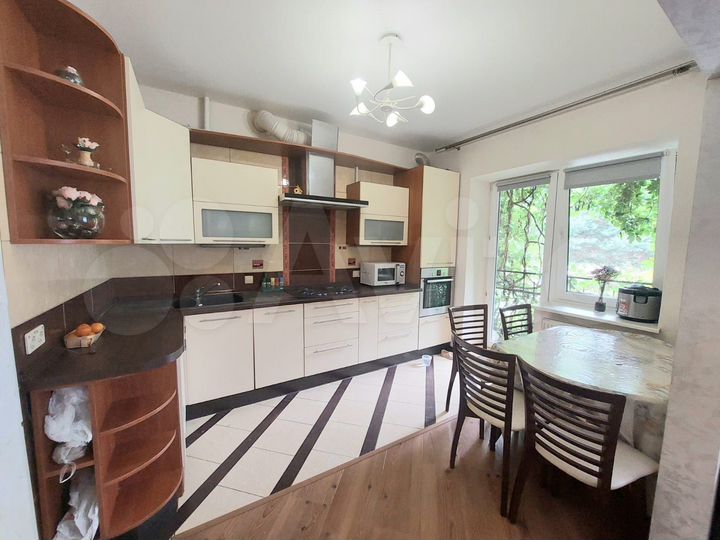 2-к. квартира, 63,2 м², 1/5 эт.