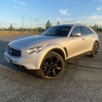 Infiniti FX35 3.5 AT, 2009, 247 000 км, с пробегом, цена 1 900 000 руб.