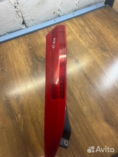 Фонарь заднего хода задний правый Volvo Xc90