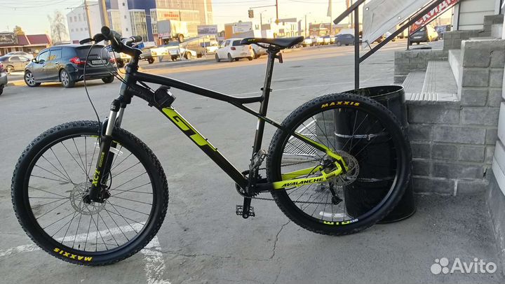 Gt avalanche sport 27.5