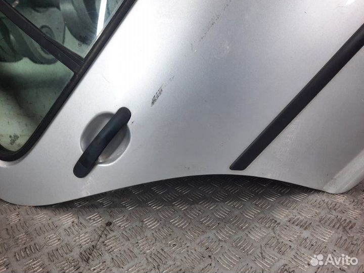 Дверь задняя правая Volkswagen Golf хэтчбэк 5 дв
