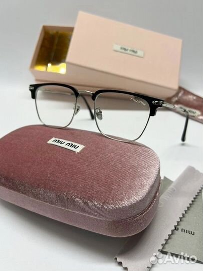 Имиджевые очки miu miu