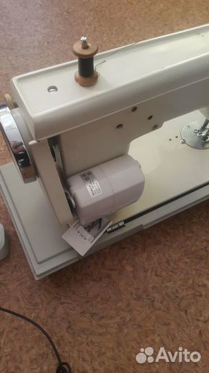 Швейная машинка