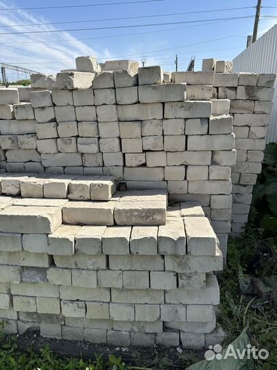 Кирпич белый