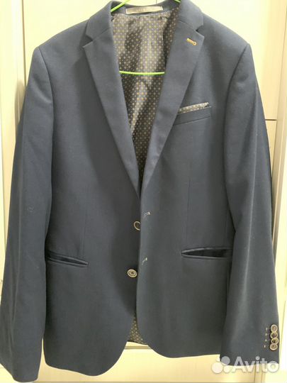 Костюм классический мужской 48 размер