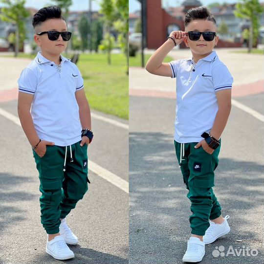 Костюм спортивный